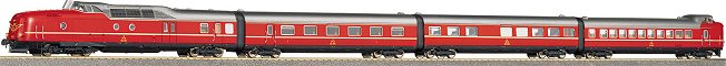 4 Unit Diesel Train class MA 462 with Digital Sound (3-RAIL AC)<br /><a href='images/pictures/Roco/69063.jpg' target='_blank'>Full size image</a>